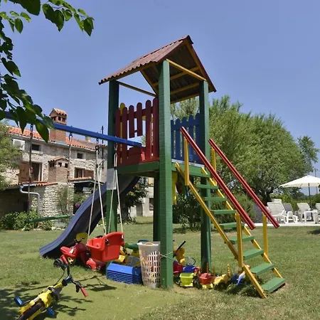 Mit Privatpool Fuer 9 Personen Ca 110 Qm In Vodnjan, Istrien Istrische Riviera Dom wakacyjny *
