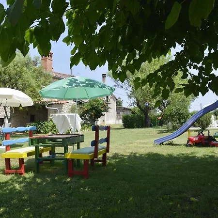 Holiday home Mit Privatpool Fuer 9 Personen Ca 110 Qm In Vodnjan, Istrien Istrische Riviera Vodnjan
